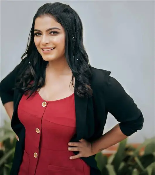 Ashwini Aanandita Age