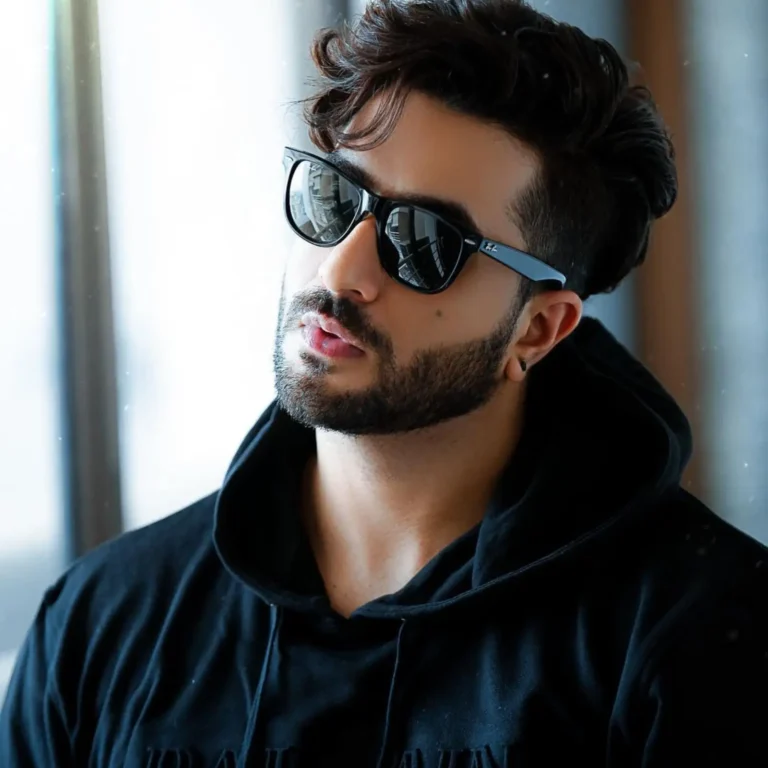 Aly Goni Girlfriend, Height, Age, Family, and Biography